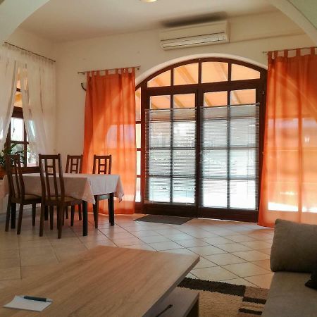 Apartment Sandra Умаг Екстер'єр фото
