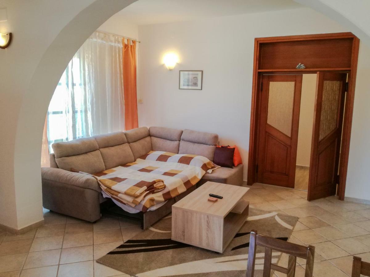 Apartment Sandra Умаг Екстер'єр фото